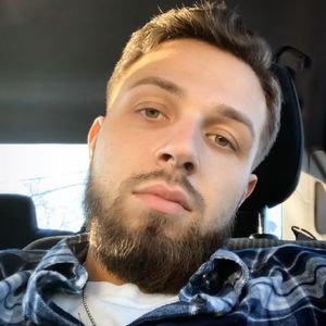 Meet your Posher, Kyle